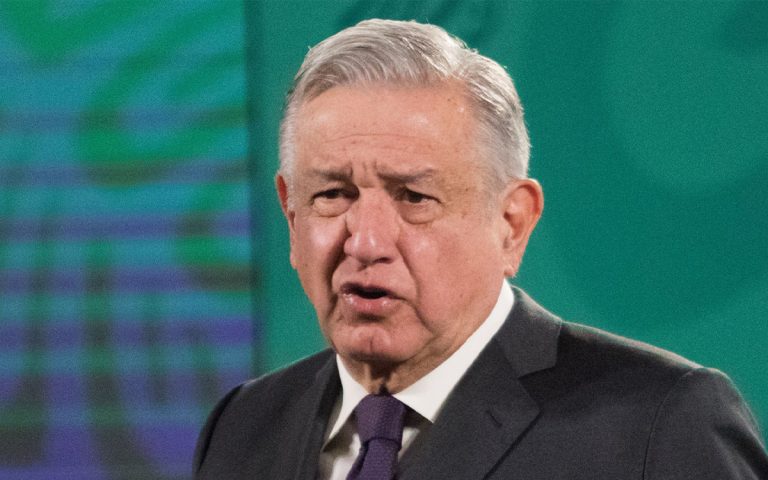 ‘Ya chole’ con Salgado, responde AMLO a mujeres