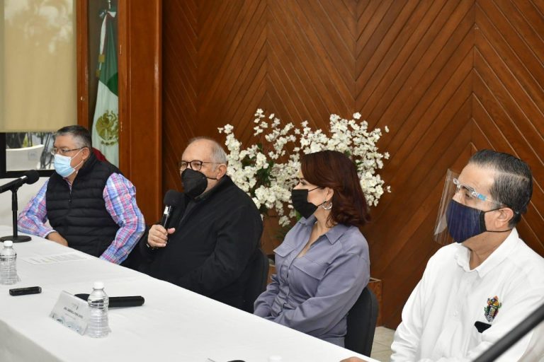 Abre Mazatlán registros presenciales para vacuna COVID