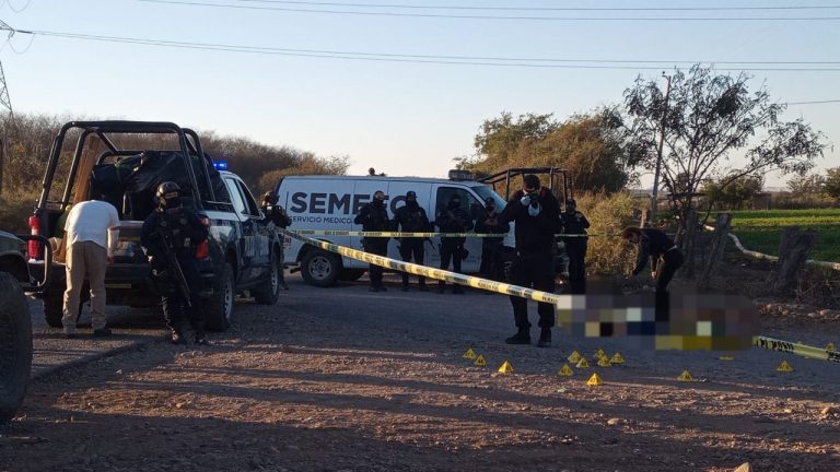Ejecutan a dos jóvenes en Tepuche