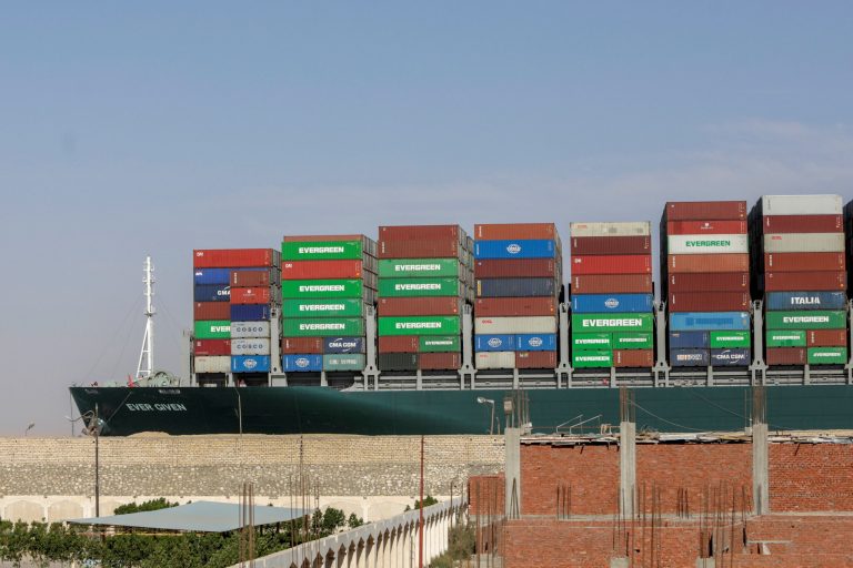 Canal de Suez: el portacontedores Ever Given fue liberado