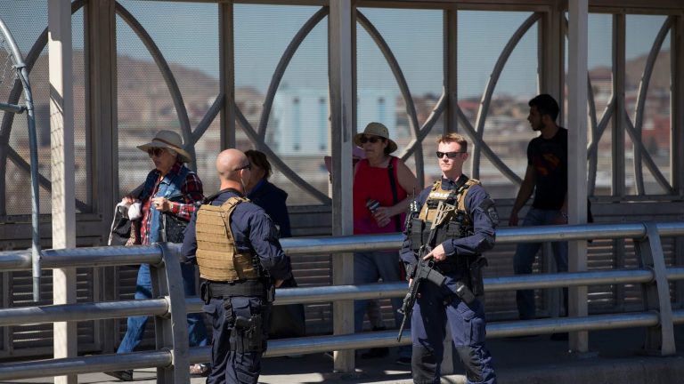 Extienden México y EU cierre de frontera