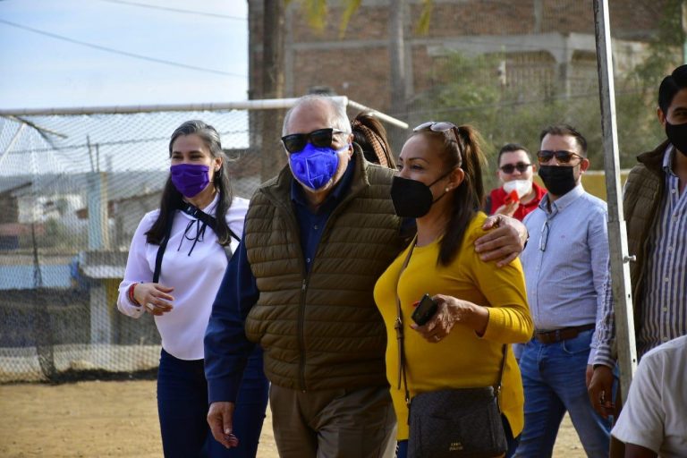 ‘Muchos presidentes de Mazatlán vinieron a nadar de muertito’