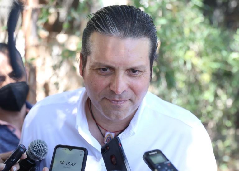 Pide Zamora denunciar condicionantes en apoyos sociales