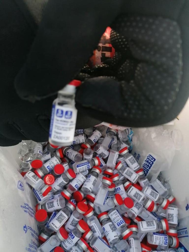 Decomisan en Campeche lote de 5 mil 775 dosis de vacunas Sputnik V