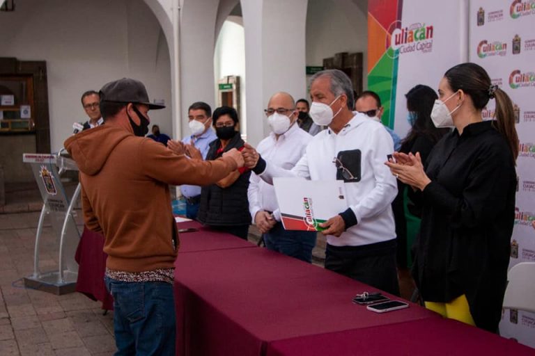 Se van con JEF 21 funcionarios, desde el secretario hasta síndico