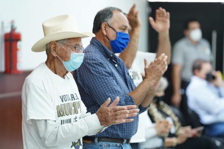 Son municipios después de 30 y 50 años de lucha