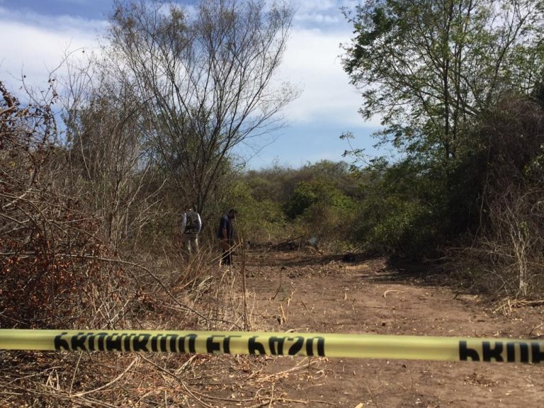 Tenía 2 días muerto entre la maleza