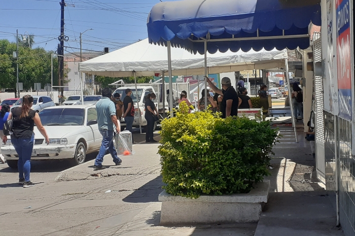 Inician ‘desfiles’ en tiendas de Navolato por Día del Niño