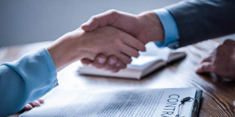 Dan 3 meses a empresas para regular outsourcing