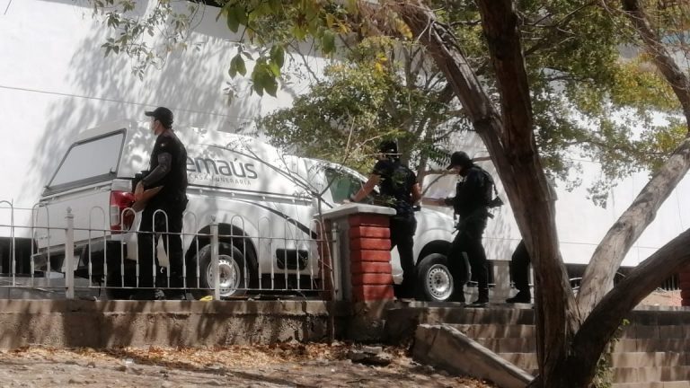 Muere albañil al caer de un quinto piso