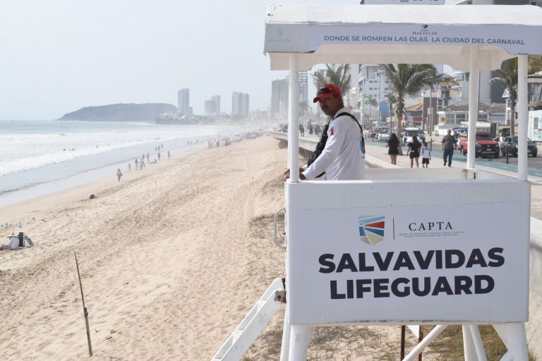 Cierran en Mazatlán y Guasave 7 playas por alto oleaje