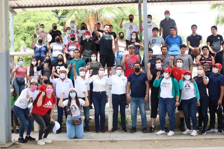 Se compromete Víctor Godoy con deportistas