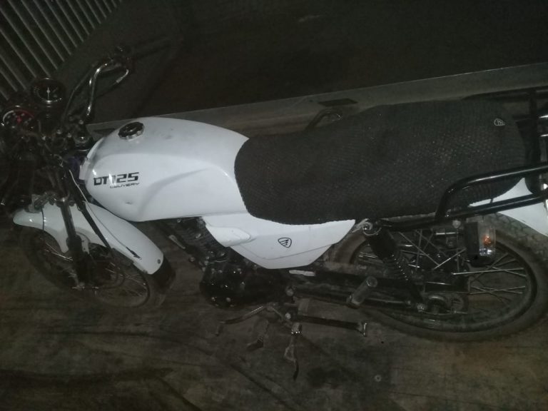 Cae menor con moto robada tras persecución