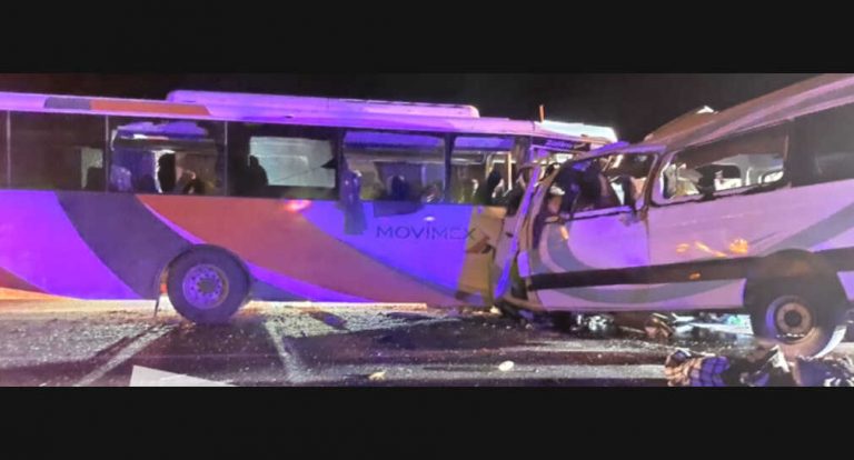 Deja accidente carretero 13 muertos en Sonora