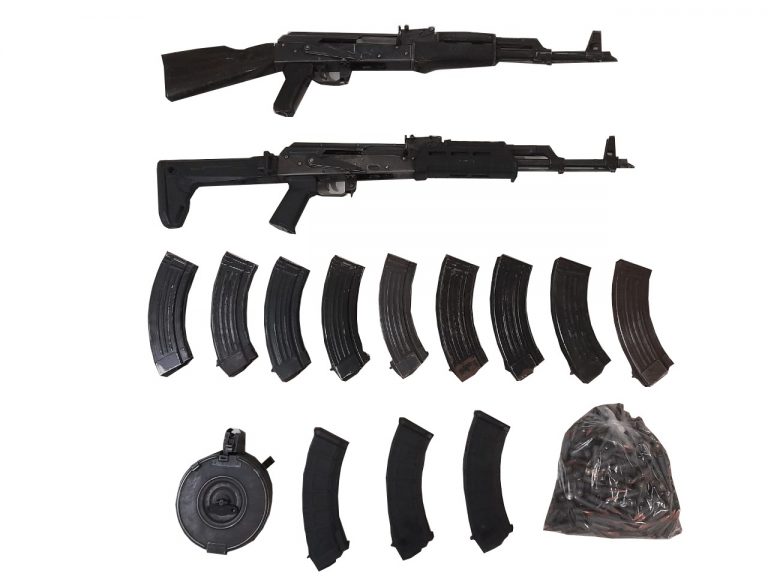 Aseguran armas largas, cargadores y cartuchos en Culiacán
