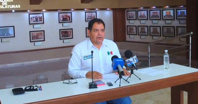 ‘Se brinca’ diputado Apolinar García de Morena al PT