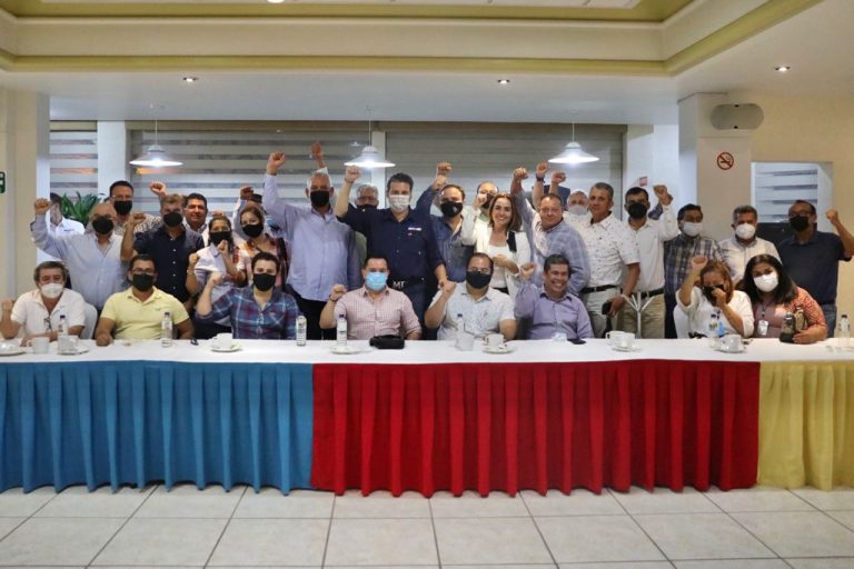 Promete Mario Zamora transparencia en obra pública