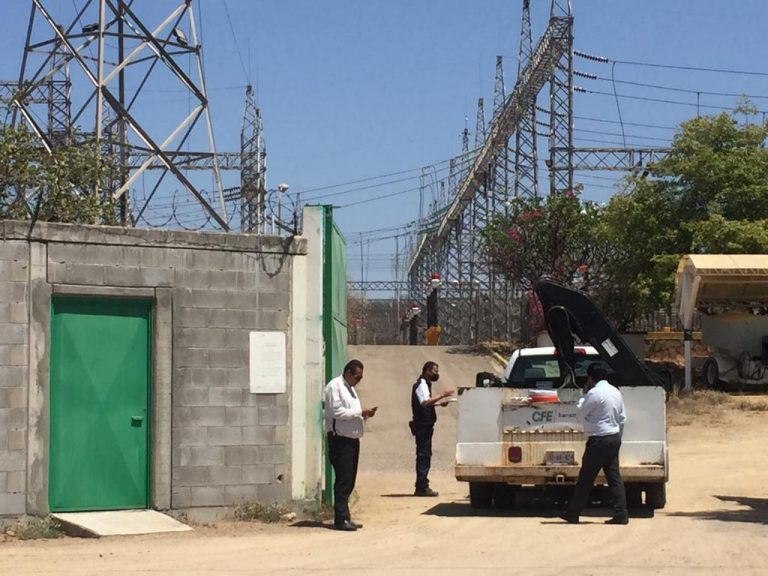 Muere hombre electrocutado en subestación de CFE