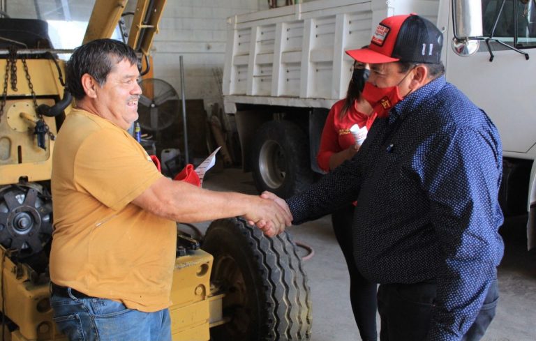 Pide Eliazar Gutiérrez el voto para su reelección