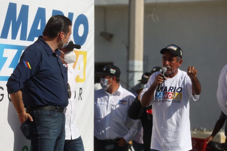 Fuera máscaras: pescadores van con Mario Zamora