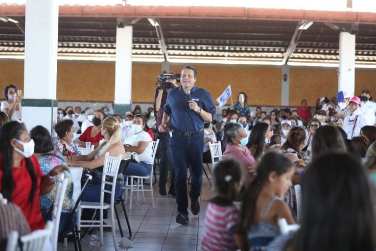 Promete Mario Zamora a Madres regresar estancias infantiles