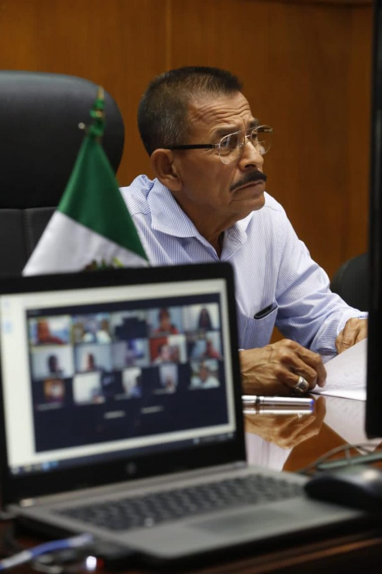 Inscribirán cuatro nuevos nombres en el Monumento al Maestro