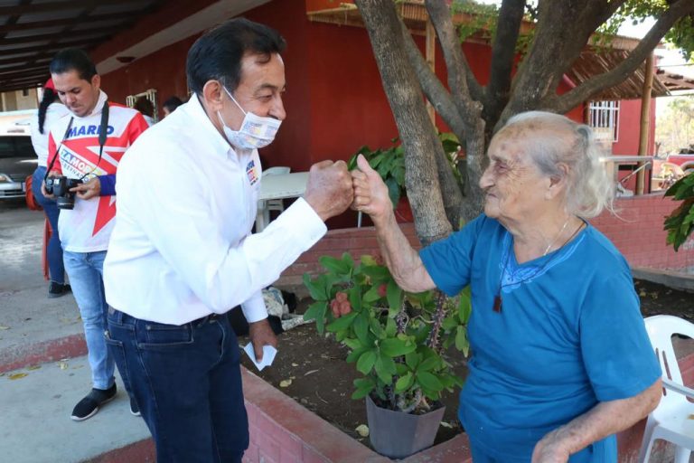 Los programas nadie los va a quitar: Víctor Godoy