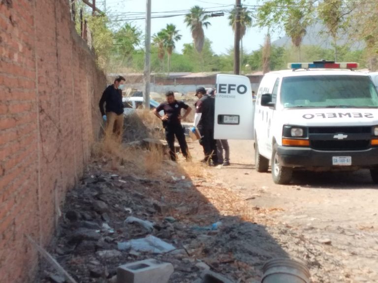 Envuelto en sábana encuentra cadáver al sur de Culiacán