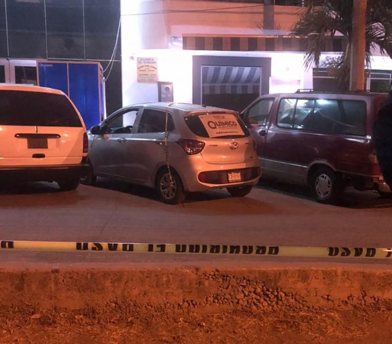 Muere mujer por bala perdida en Mazatlán