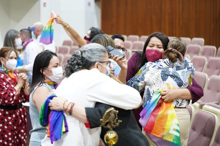 Sinaloa dice sí al matrimonio igualitario