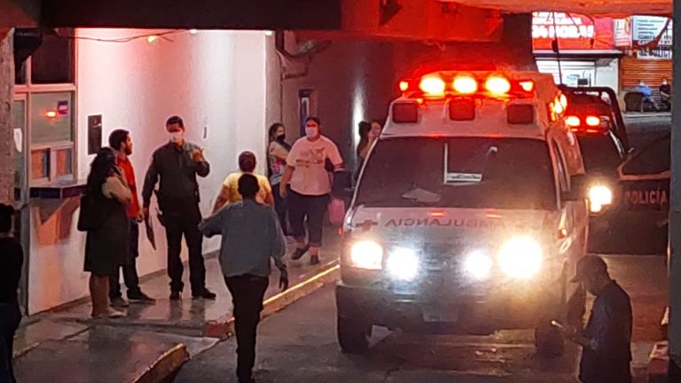 Muere tras el robo de su auto por disparo