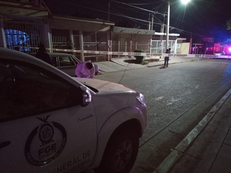 Matan a otra mujer en Culiacán; le dejan un ramo de rosas