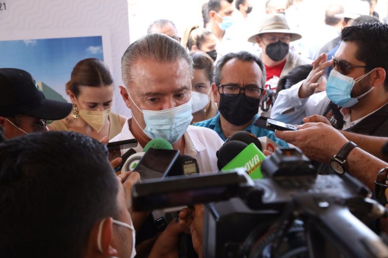 Piden a funcionario se retracte por alerta de viaje a Mazatlán