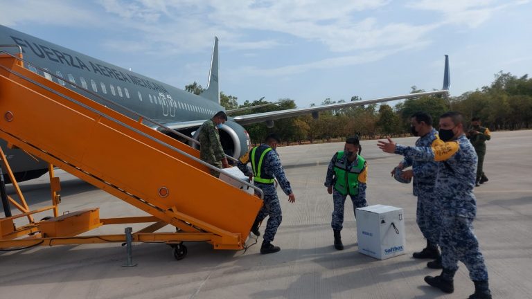 Llegan vacunas para los de 40 a 49 años de Culiacán