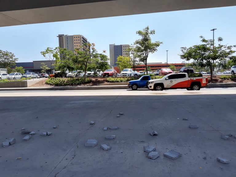 Descartan daño estructural en puente del Rolando Arjona