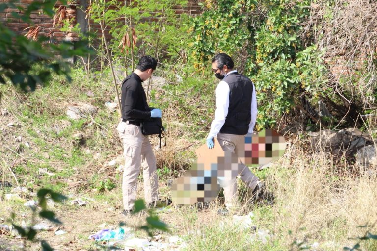 Le apodaban el ‘Chino’; lo hallan muerto en un baldío