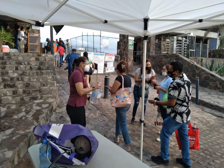 Aplican desde hoy operativo en bares de Mazatlán por COVID-19