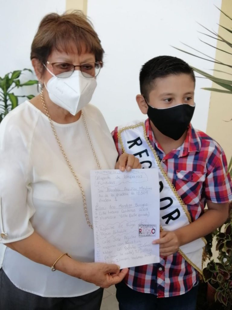 Lleva regidor infantil a Comuna fallas en alumbrado