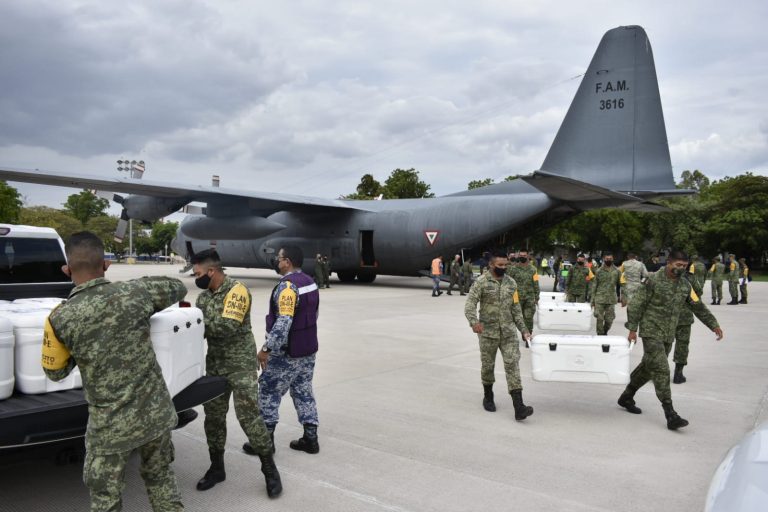 Llegan a Sinaloa cerca de 200 mil vacunas para 30 a 39 años