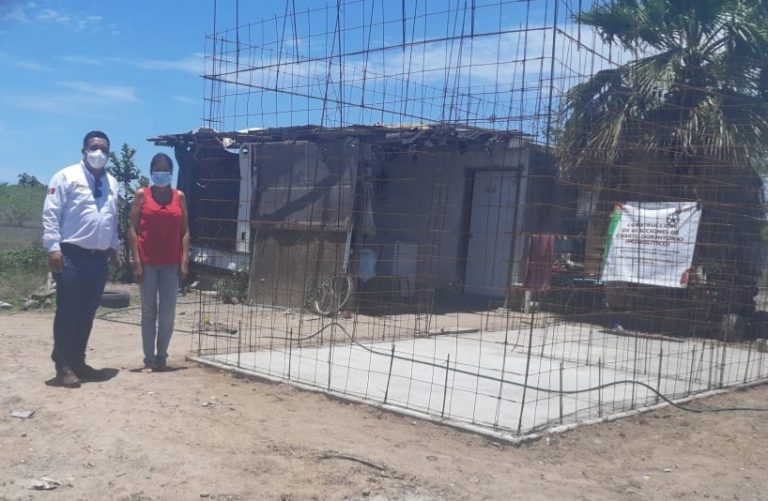 Están contentas, les harán 30 casas en Emiliano Zapata