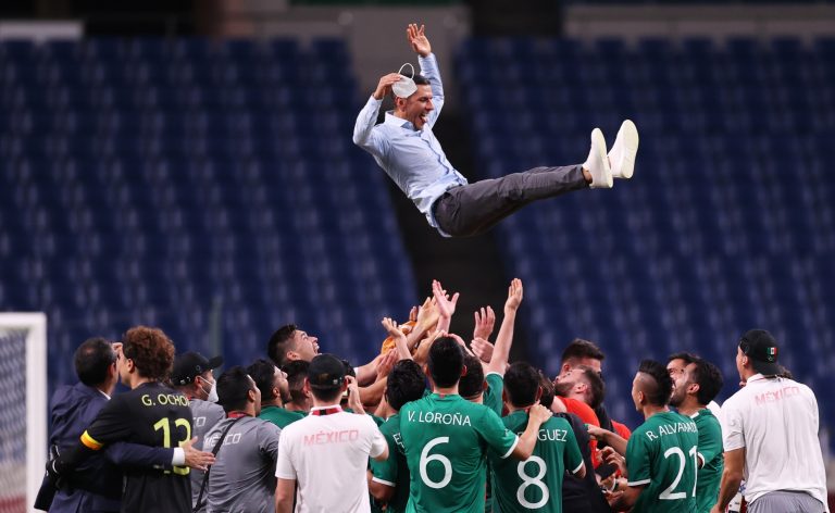 México toma revancha y logra bronce en futbol de Tokio