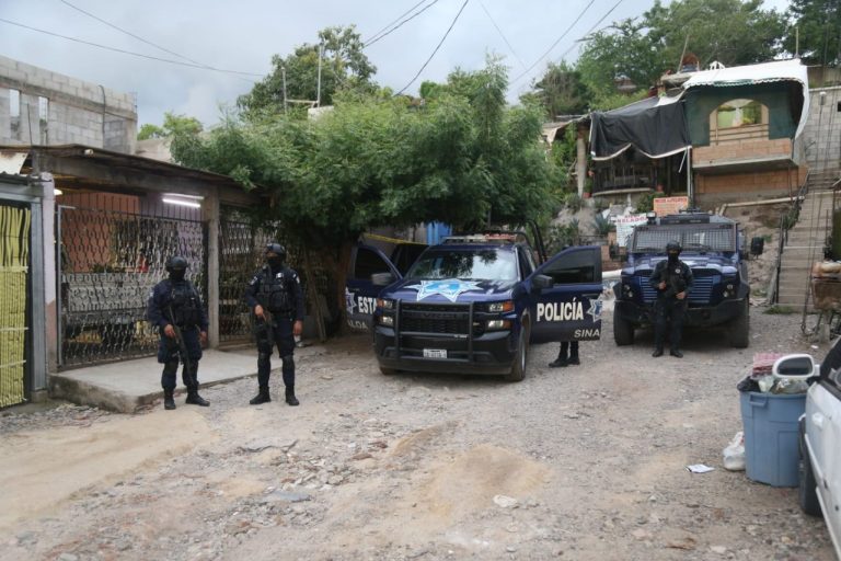 Incautan presunta droga en laboratorio clandestino