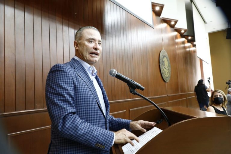 Me voy muy tranquilo y con la frente en alto: Quirino