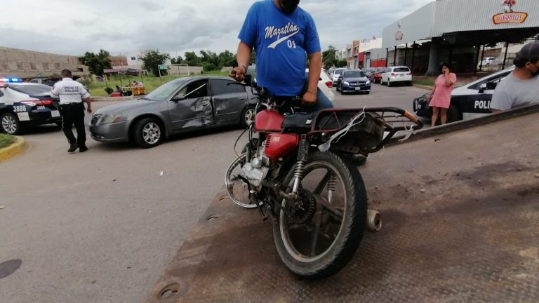 Deja tres menores heridos choque en el Tres Ríos