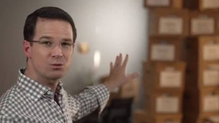 Acusa Anaya en serie pacto AMLO-Lozoya