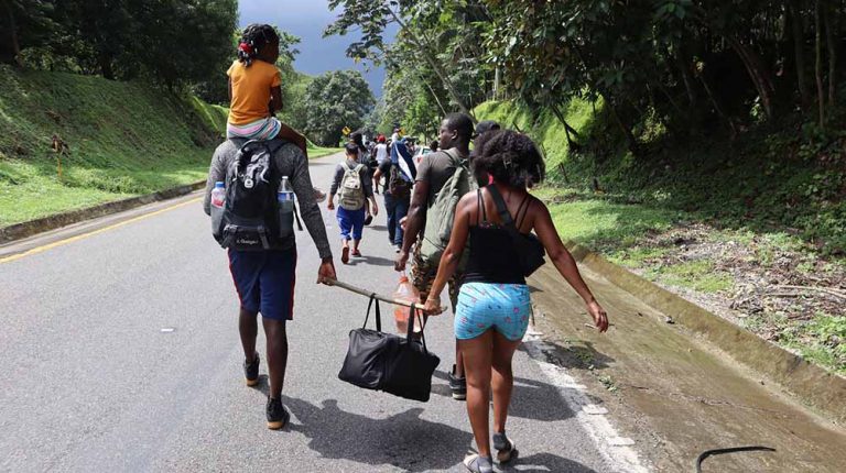 Detienen cuarta caravana migrante en Chiapas