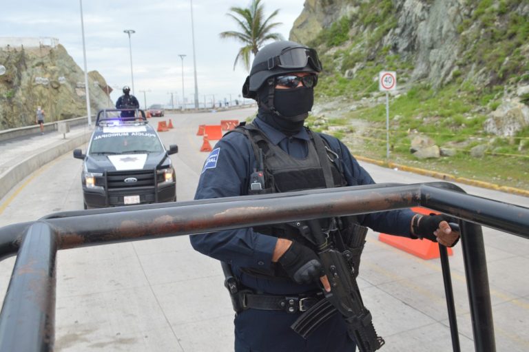Refuerza Mazatlán seguridad en entradas por balaceras