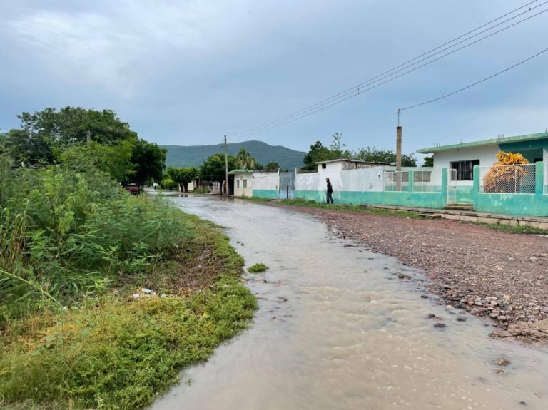 Suspenden clases en el sur de Sinaloa por lluvias