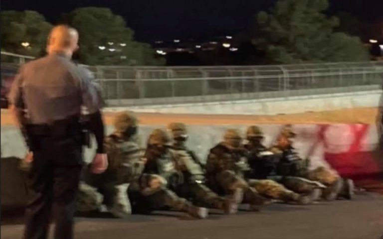 Detienen agentes de EU a militares mexicanos