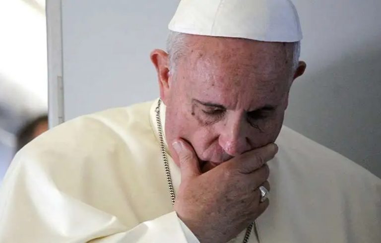 Condena Papa ataques terroristas en el mundo